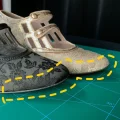 1920s replica qipao shoes toe detail, vintage black and gold floral jacquard leather cheongsam shoes with brocade texture